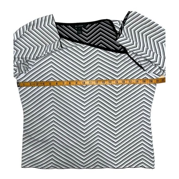 St.John Women's Asymmetric Knit Top Black White- size Medium - Picture 6 of 7